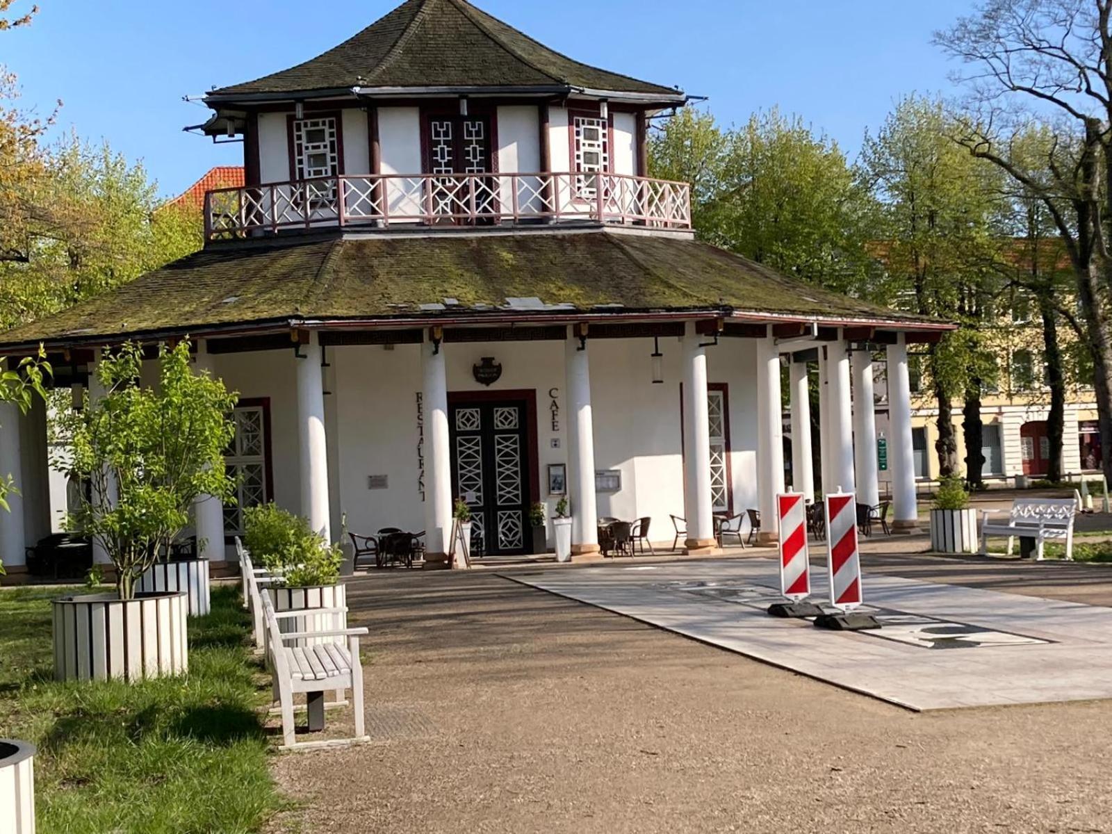 Ferienwohnung Yachthafentraum In 2 Minuten Am Strand Seebruecke Yachthafen Кюлунгсборн Экстерьер фото